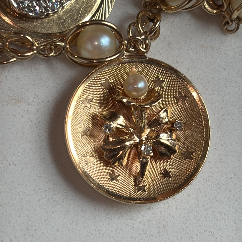✨NO LONGER AVAILABLE✨ 
Vintage Solid 14k Gold Charm Bracelet ( 63,4 GRAMS ) - Picture 13 of 17